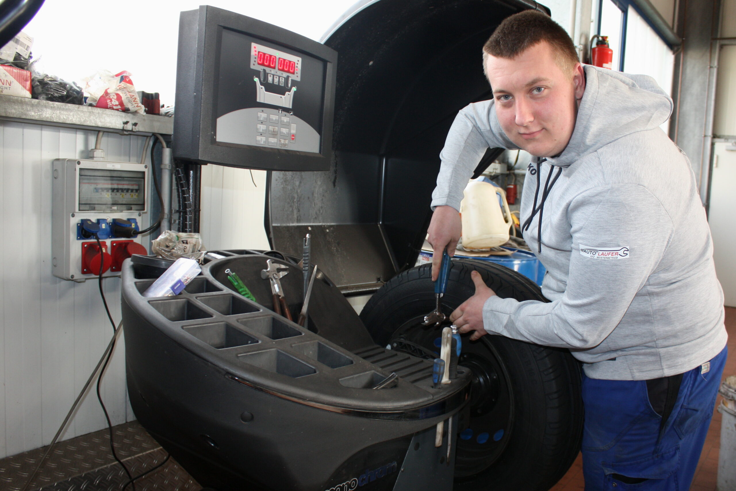 Reifenservice bei Auto Laufer - auch mit Einlagerung